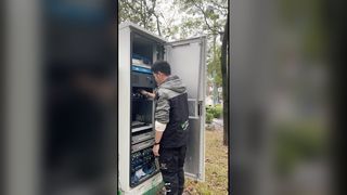 舞台照明が壊れたらどうすればいいですか？