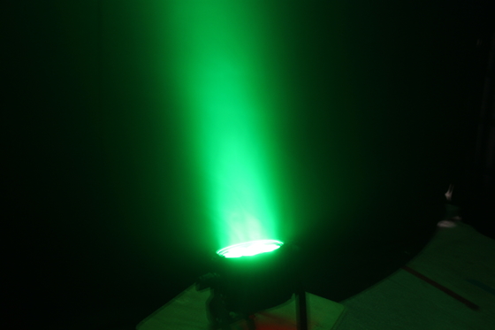 アルミ合金LEDの標準は専門のでき事の照明のためのライト3/6/7CH DMXを上演できる