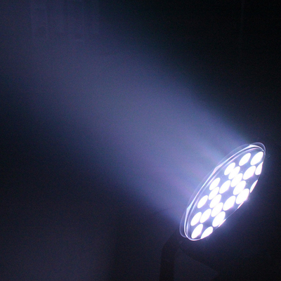 82W LEDの標準は党のための1つのLEDの平らな標準ライトに付き軽い24*3W RGBW 4つの上の標準を洗浄できる