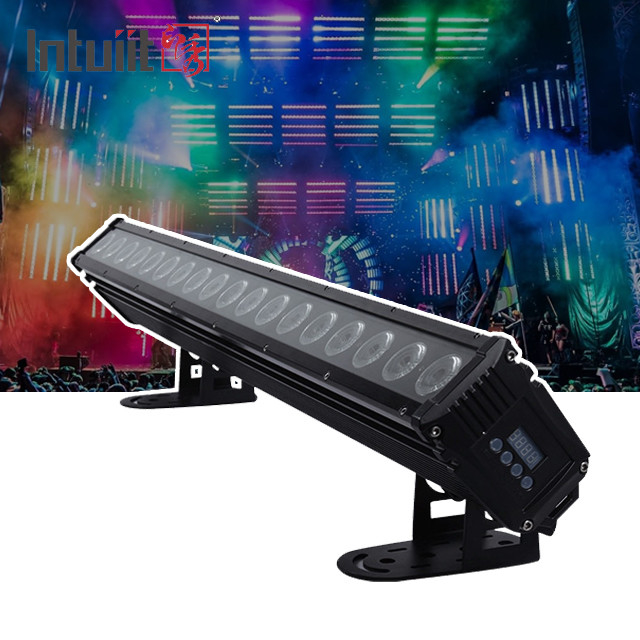 18x8W DMX512 RGBW 4 in 1 ウォールウォッシャーのLEDライト パーティーステージ照明のための屋外線形ライト